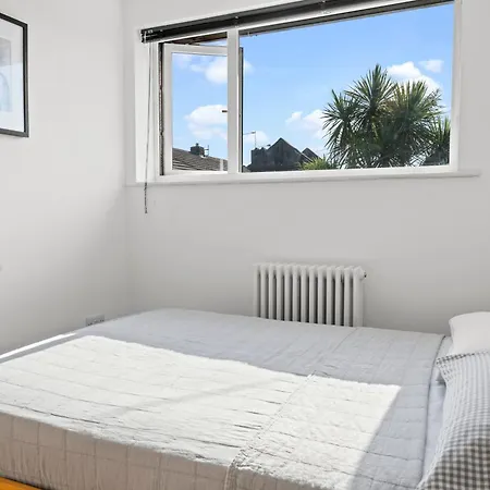 Comfy Gem 3 Bedroom By Altoluxoexperience Short Lets & Serviced With Free Wifi & Parking Casa de Férias Bristol