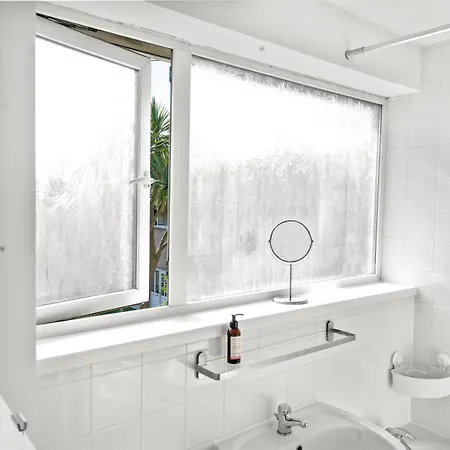 Comfy Gem 3 Bedroom By Altoluxoexperience Short Lets & Serviced With Free Wifi & Parking * Bristol