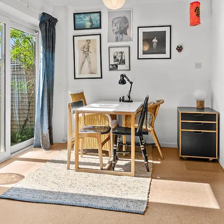 Comfy Gem 3 Bedroom By Altoluxoexperience Short Lets & Serviced With Free Wifi & Parking Σπίτι διακοπών