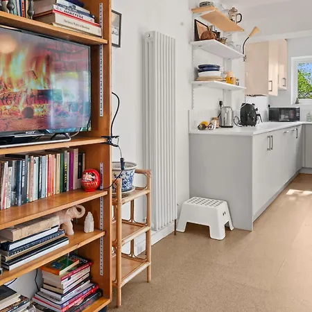 Comfy Gem 3 Bedroom By Altoluxoexperience Short Lets & Serviced With Free Wifi & Parking Nyaraló *